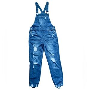 ALMOST FAMOUS DESTROYED DENIM OVERALLS